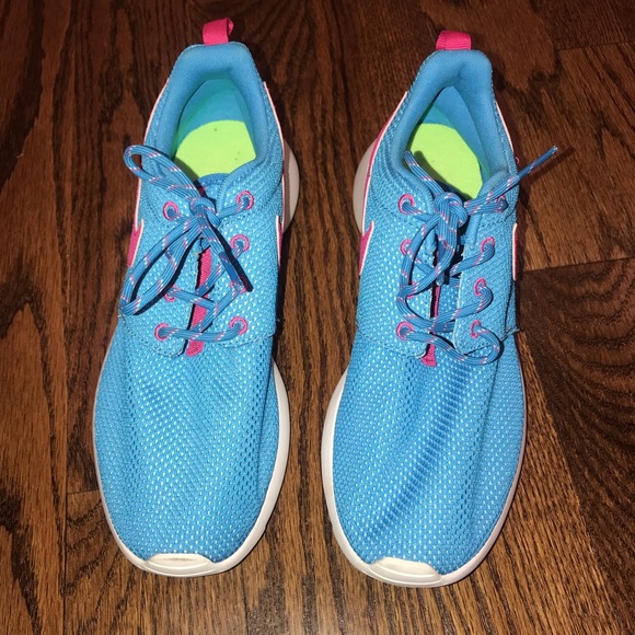 Nike Other - Nike Girls sneakers